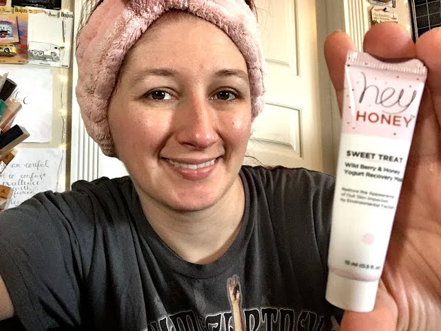 Review - Hey Honey Sweet Treat Wild Berry & Honey Yogurt Recovery Mask 