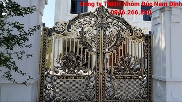 ✅ Mẫu cổng nhôm đúc hoa lá tây cách điệu dành cho biệt thự màu trắng kem , | Cổng nhôm đúc Nam Định