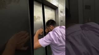 How to open elevator door without key 😃
