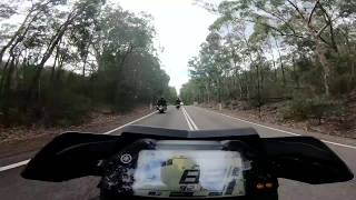 How To OverTake Harley Davidsons On A YAMAHA MT10 !