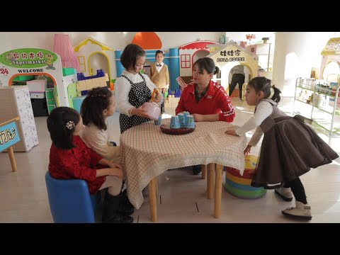 New China TV Travel TV Commercial GLOBALink Xinjiang, My home "Little bakers" at kindergarten