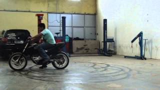 Aprendendo Drift Com Fazer 250 Piloto Gladin Stunt