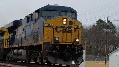 [CSXT]5469 GE ES40DC & AC44CW Leads Q409-15 & K5HLL Hornsalutes In Selma NC Headed SB & Short Train