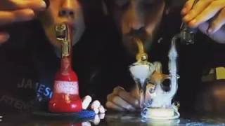 This girl can out dab you