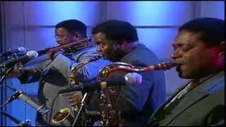 Video thumbnail of "Maceo Parker & Roots Revisited - Pass the Peas 1993"