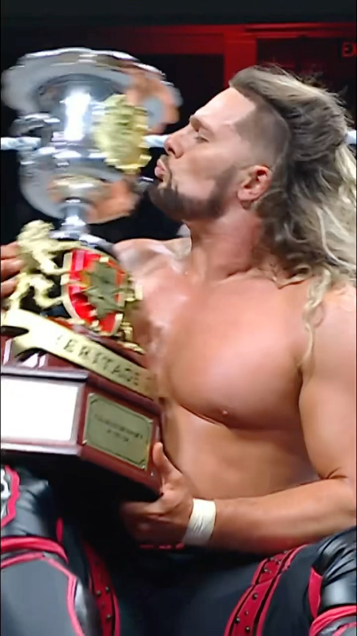 Lexis King is your NEW Heritage Cup Champion ?? #WWENXT