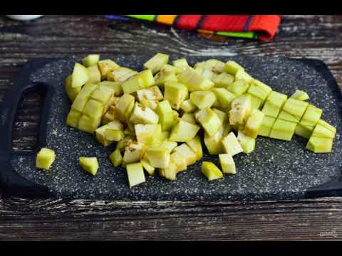 Video: Hur Man Lagar Aubergine Kaviar Välsmakande Och Kryddig