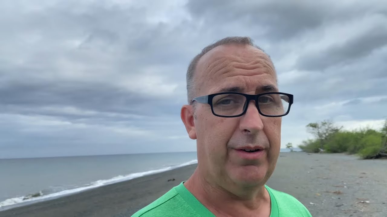 🇵🇭 1 Year Living in the Philippines…Was It a Mistake? (SURPRISING STORIES)