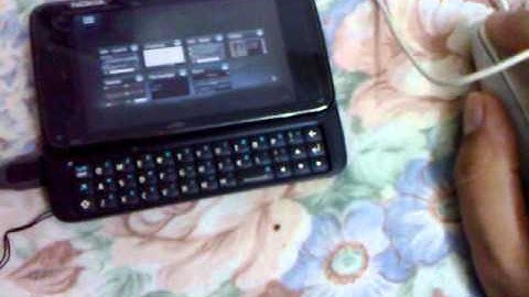 N900 running a USB mouse (USB host mode)
