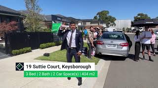Live Auction @ 19 Suttie Court, Keysborough