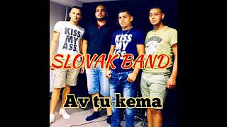 Video thumbnail of "SLOVAK BAND 1   AV TU KEMA MRIROMNI"