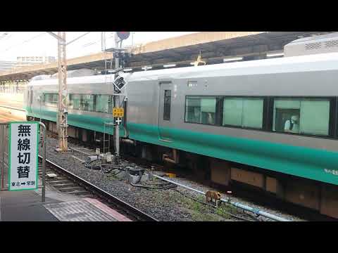 E657系カツK17編成フレッシュひたち緑(グリーンレイク)塗装上野駅入線=到着シーン