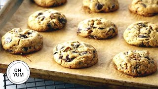 Professional Baker Teaches You How To Make CHOCOLATE CHIP COOKIES! screenshot 1