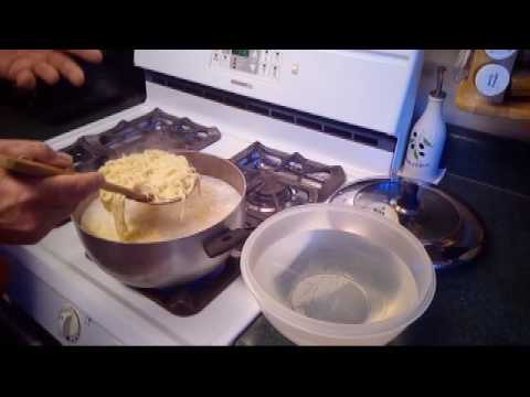 Video: Paano Magluto Ng Inihaw Na Baka Na May Spetzle Noodles