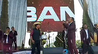 "La Luz De Tus Ojos" Efrain Toledo y Banda Zirahuen "La Luz De Tus Ojos" Efrain Toledo y Banda Zirahuen