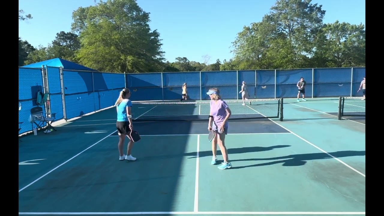 Ashley Carol vs Megan Donya