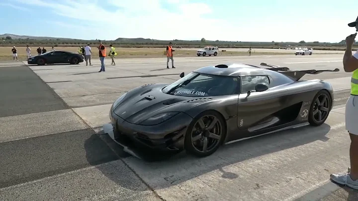 Bugatti Chiron Sport Vs Koenigsegg One:1 - Drag Race 400km/h++ #koenigsegg #bugatti