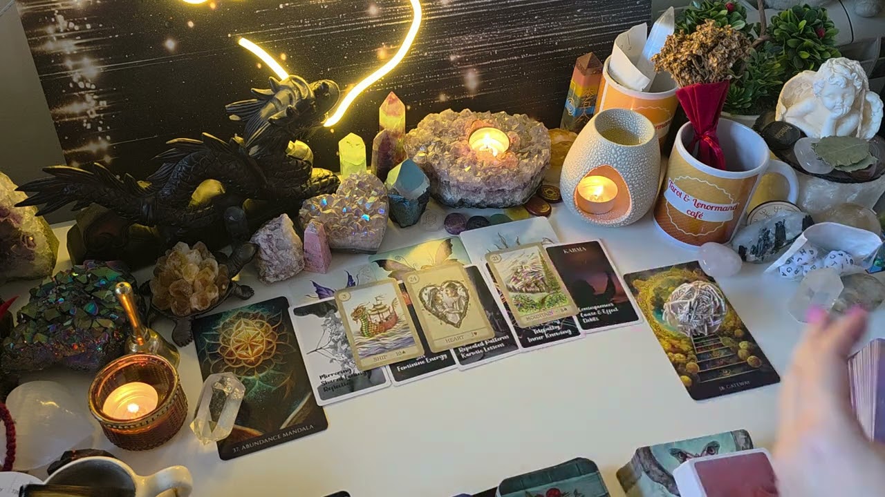 ❣️NJEGOV SLEDEĆI POTEZ PREMA TEBI?!emocije, namere..❣️🥰Tarot čitanje 