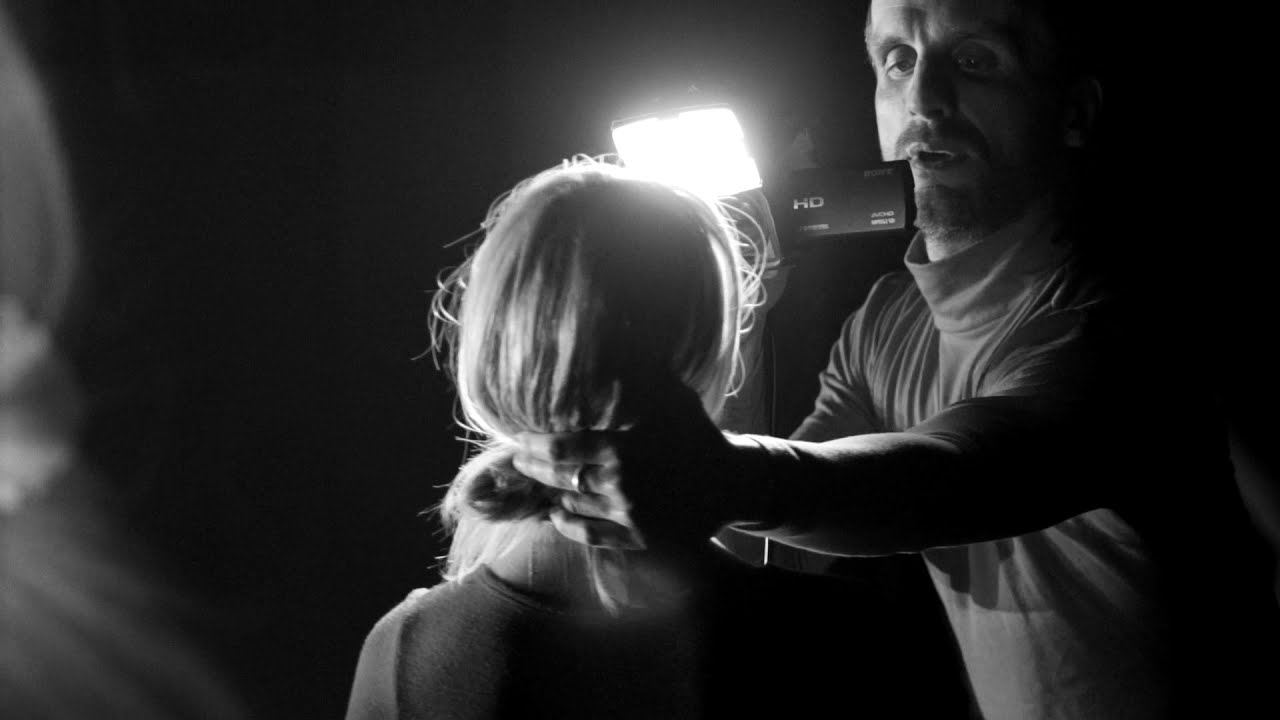 Noc ve Městě / Night in the City | 2019 | Teaser ENG | FARM IN THE CAVE