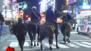 4 Shot, Dozens Arrested in N.Y. Mayhem