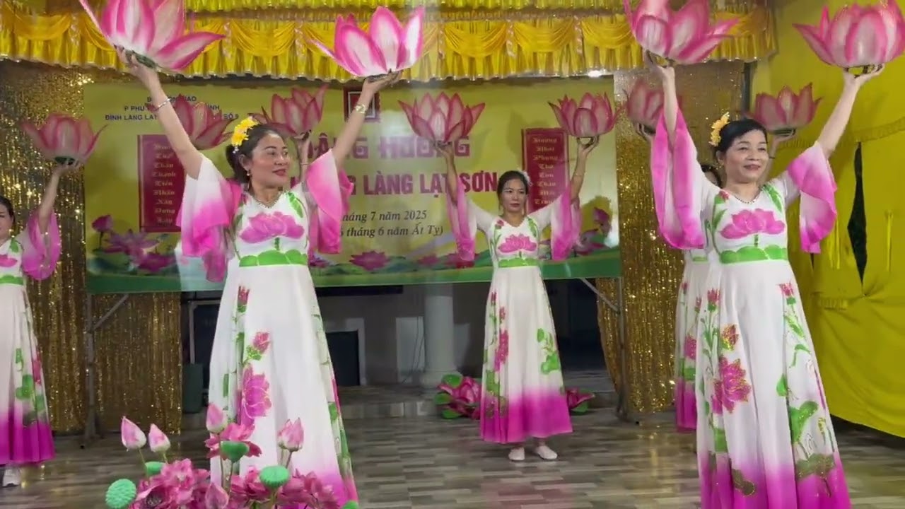 Lạy Phật Quan Âm - CLB Ban Mai Xanh - Tổ 5 - Phù Vân - Ninh Bình