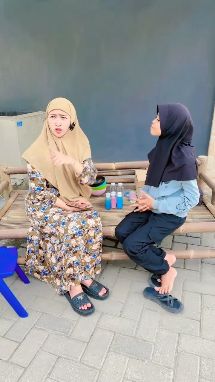 KALIAN SUKA SLIME WARNA APA ?