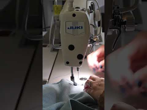 Part 5: Shirt Dress Sew Along - Attaching the collar and finishing the side seams #sewalong #sewing