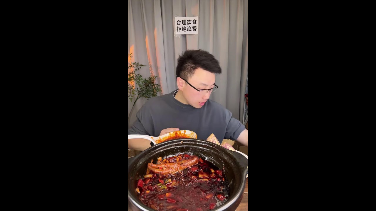 Mainland Chinese street snacks live broadcast