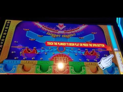 White Cats Slot Machine Progressive chasing Konami - YouTube