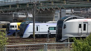 幕張車両センターに疎開中のE353系S109編成9連