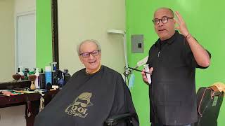 NINI EL BARBERO DE LICEY PIENSA EL PAÍS SIGUE DESCARRIADO.