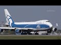 Боинги 747 из прошлого. На посадке колышется с неокрашенными левыми моторами, на взлёте с носовым об