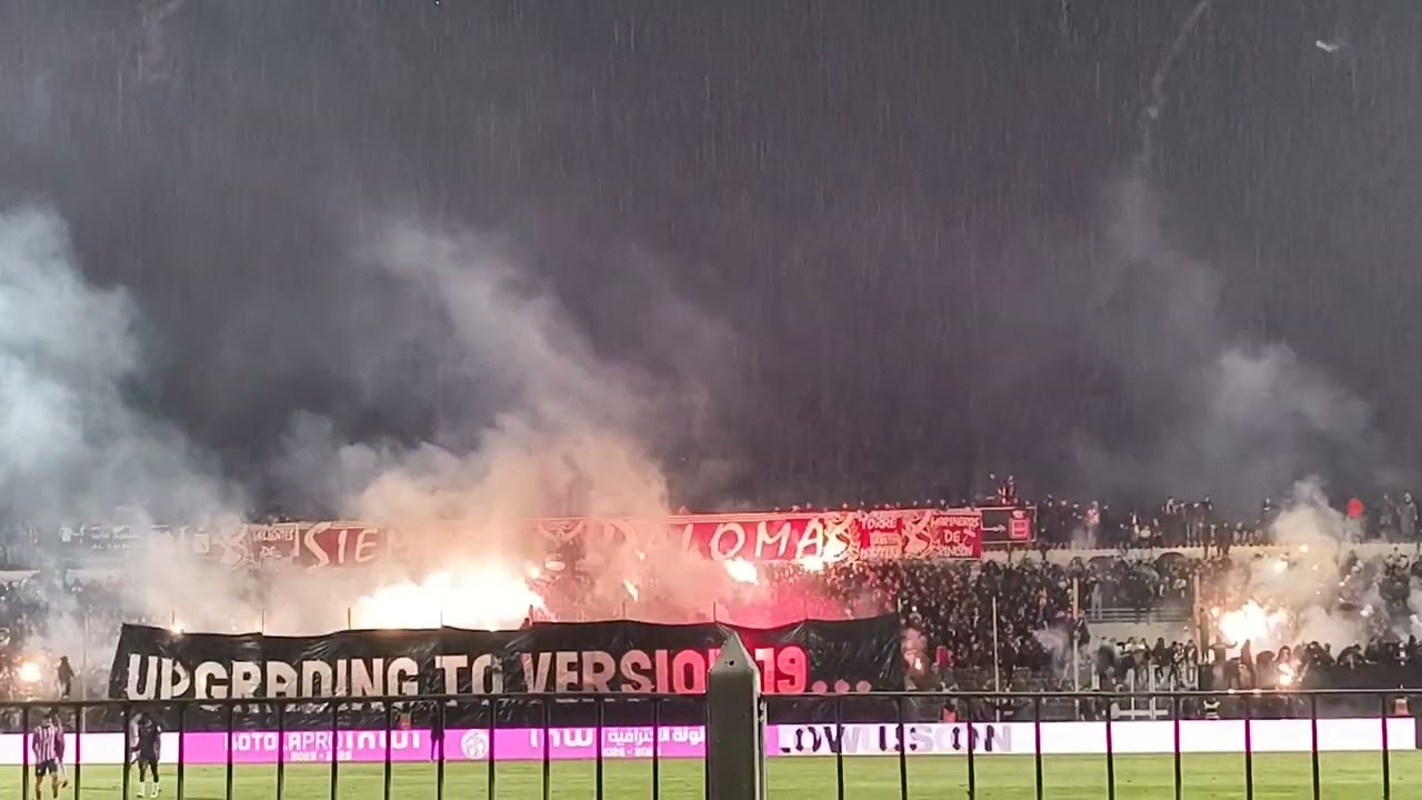 احتفالية السييمبري بالوما في مبارة التي جمعت المغرب التطواني والنادي القنيطري بتطوان