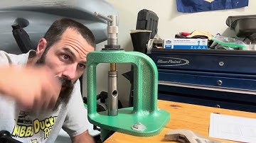 RCBS bullet puller is easy to use!