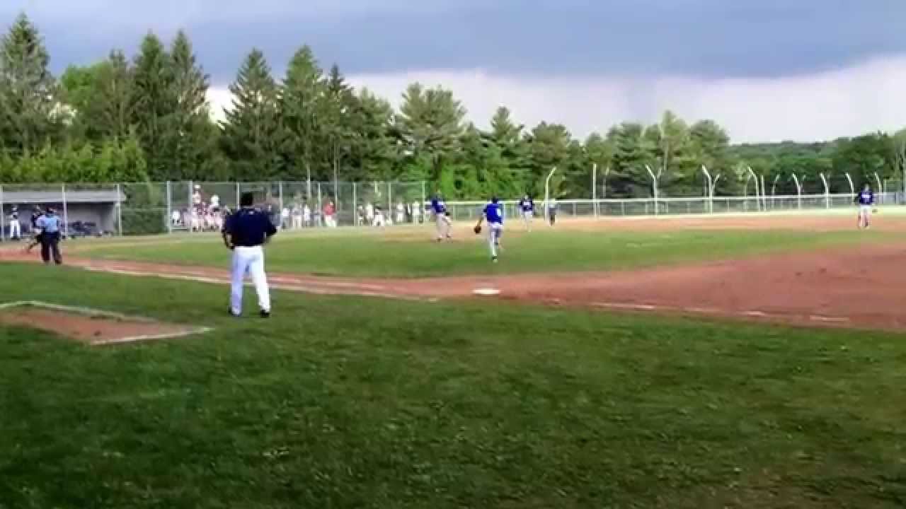Moskey final out - YouTube