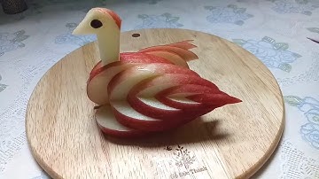 Hướng dẫn làm thiên nga từ quả táo| Trang trí đĩa trái cây đẹp với thiên nga táo