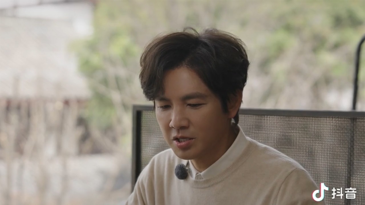 钟汉良「『哇！成都 小哇成都新春之旅』川菜 火锅 要得要得（中） 抖音2026.02.13」