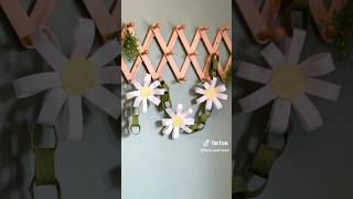 Easy.  DIY.  Springtime Chain.  #diy #crafts #spring