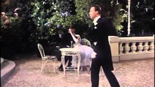 Музфрагмент 4 (фильм Летучая мышь / Die Fledermaus -1962) Музфрагмент 4 (фильм Летучая мышь / Die Fledermaus -1962)