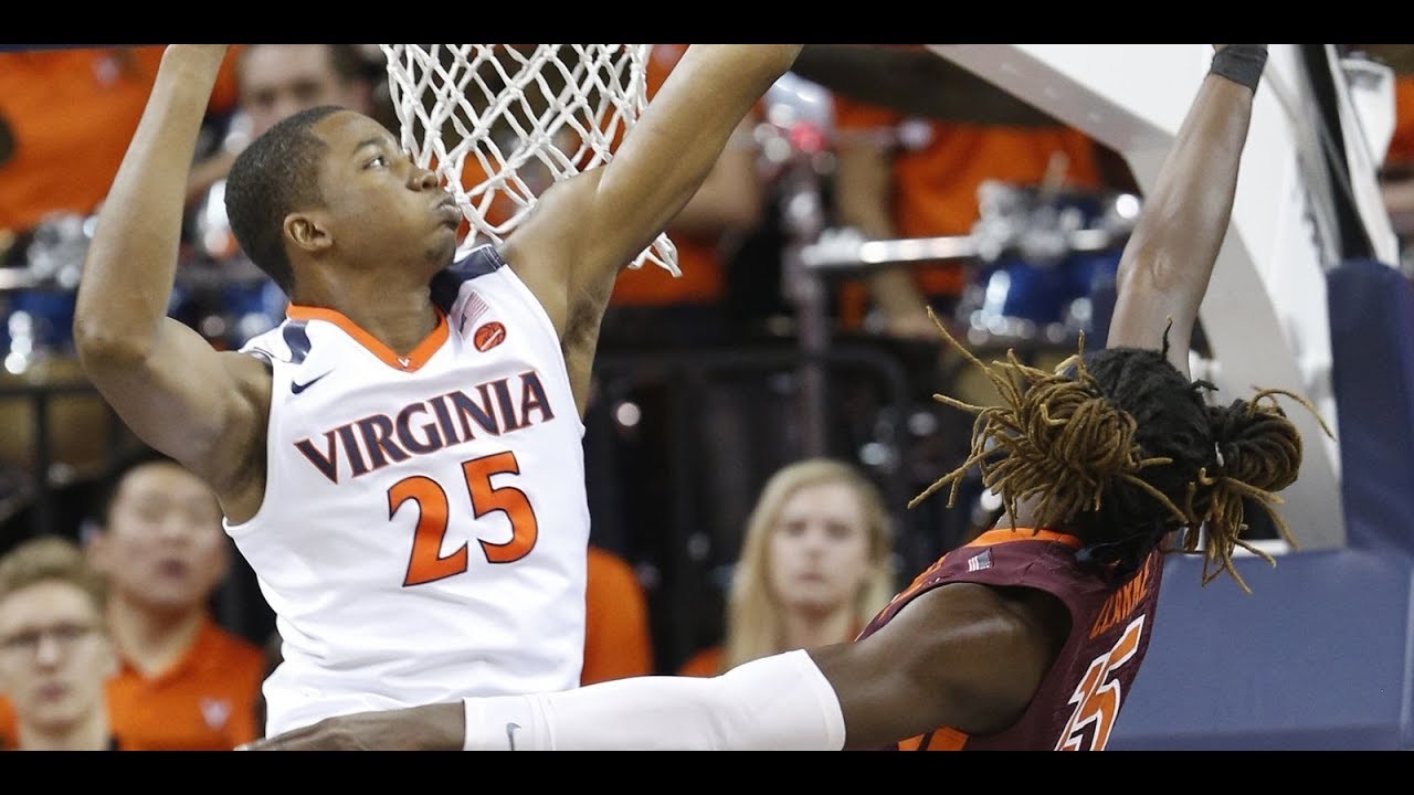 Virginia climbs atop AP Top 25 for first time since 1982