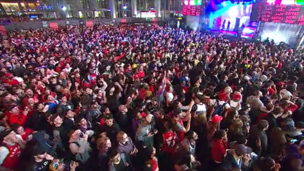 Toronto Raptors Game 6 Fans In Jurassic Park Youtube