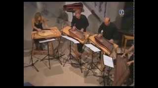 Video thumbnail of "Slovenski citrarski kvartet - Venček slovenskih veselih"
