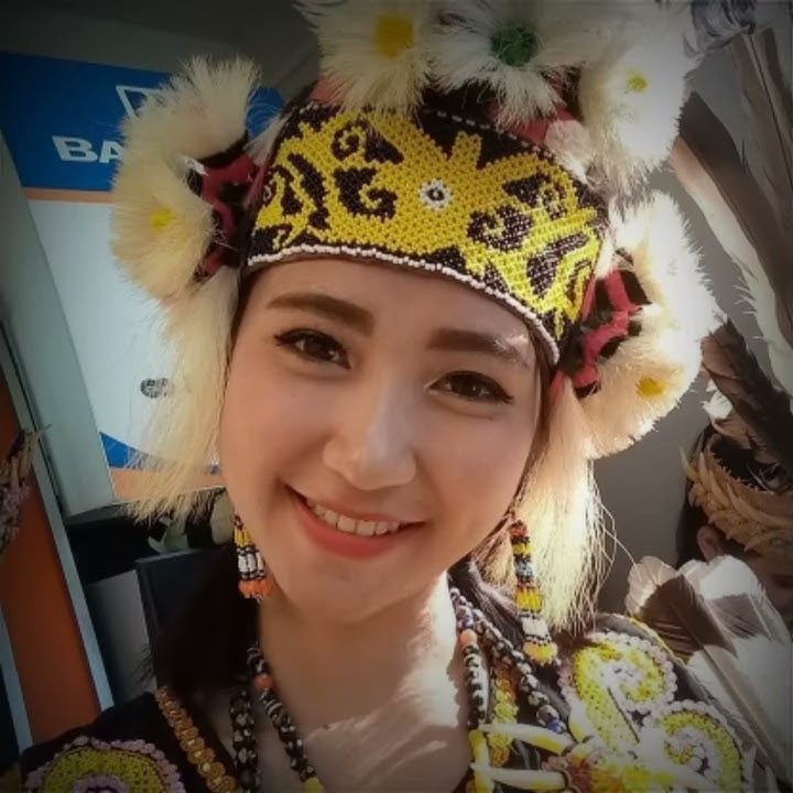 Story wa cewek dayak cantik