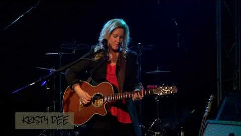 Kristy Dee Solo Performance