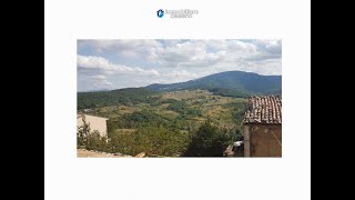 Property with two cellars and hill views for sale in Abruzzo