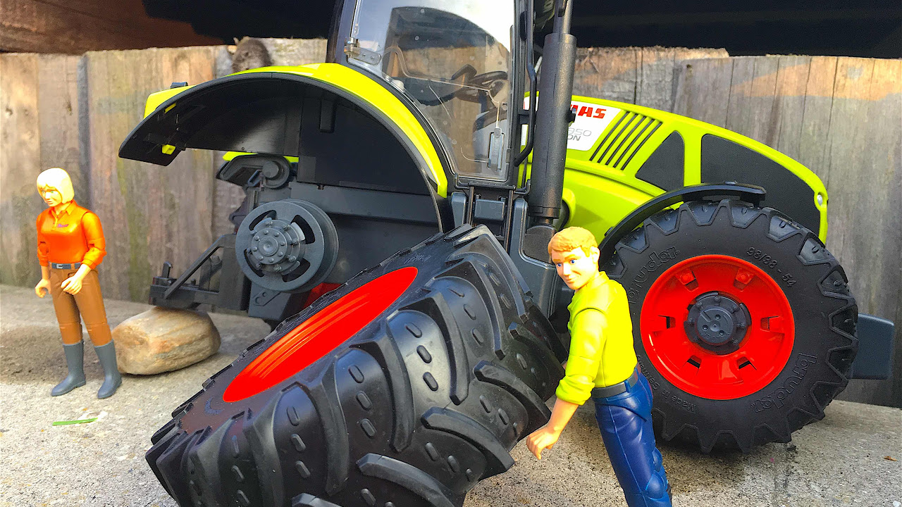 bruder Claas Axion950 トラクター他　セット Amazon.com: Claas Axion 950 with Frontloader : Toys & Games