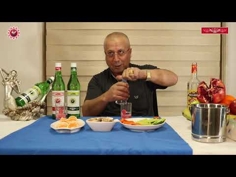 السيد فرج من خانكي يجرب عرق جلنار بالعسل