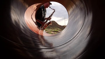 PIPELINEBLUES | Armin Küpper - Saxophone with crazy echo from the pipeline