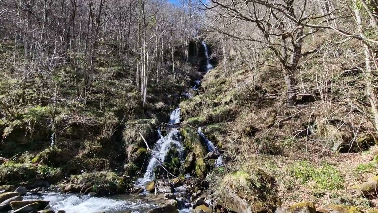 Cascada de la Teyera (Santibañez de Murias - Asturias): cascada vista de cerca