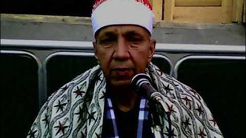 الشيخ مصطفى داود بدر من سورة التحريم 2010 تحياتي.لكم محمد أمين القصاص محلة احمد كوم حمادة البحيرة